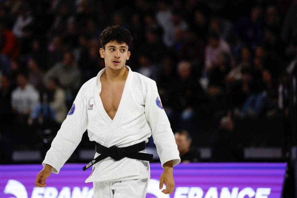 WhatsApp2025-12-16 at 09.40.09